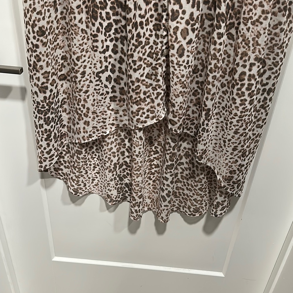 Leopard Print Button-Up Dress - Picture 3 of 4